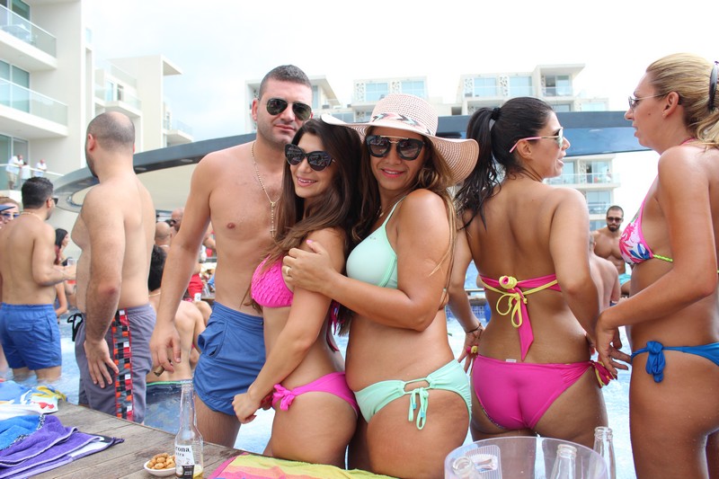 Sunday Pool Party at Whitelace